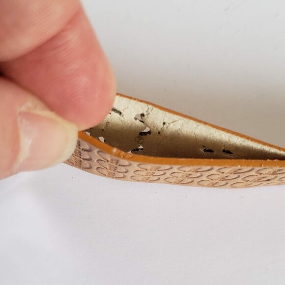 JUST CAVALLI Watch Wide Leather Strap Watch Yellow Cutout Lasercut - Picture 10 of 12